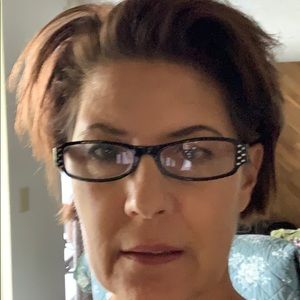 Meet your Posher, Gina